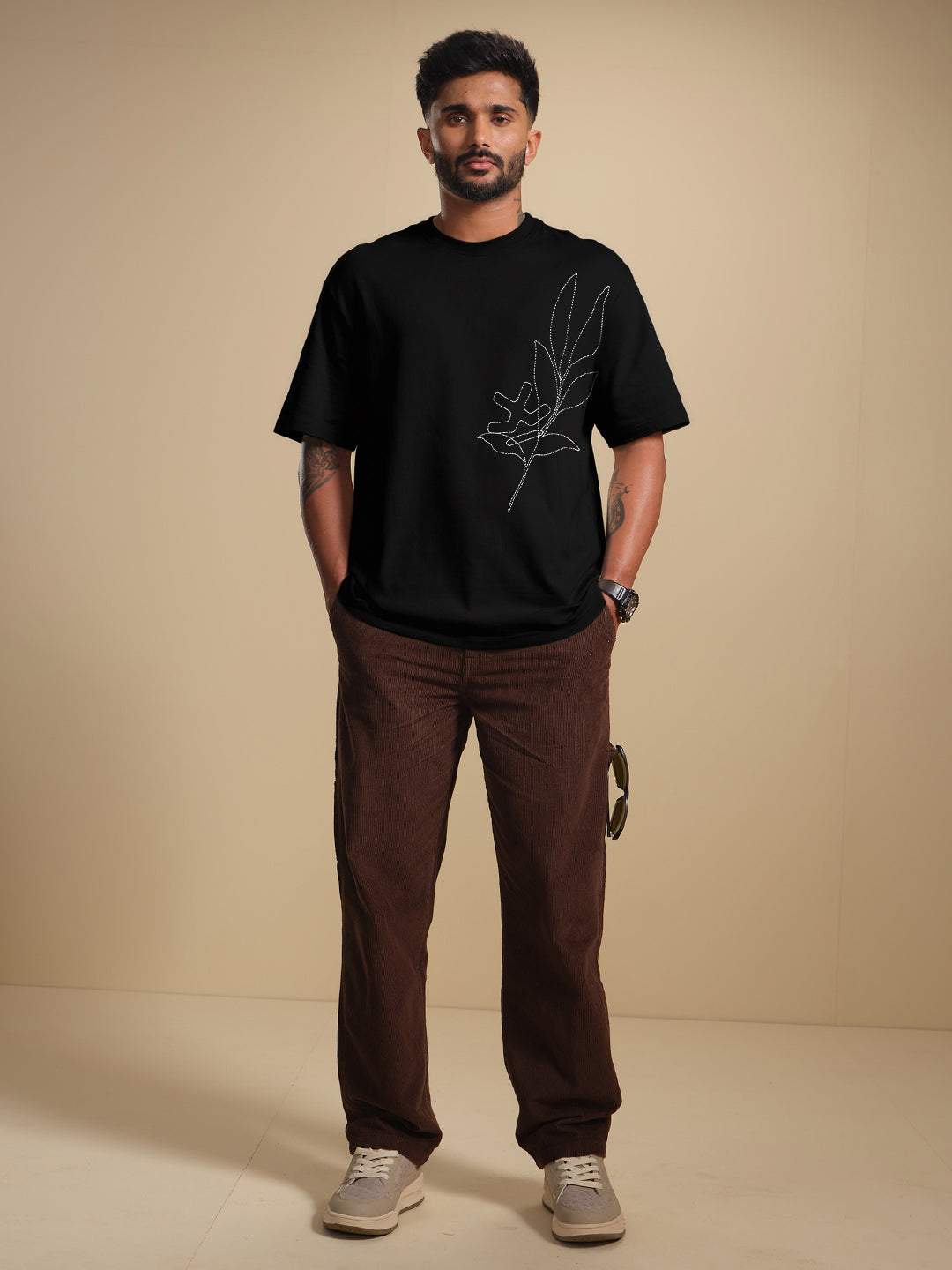 Embroidered Oversized T-Shirt | Black – Wrogn