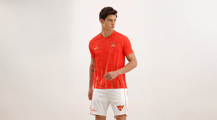 What to Wear to a Cricket Match — 7 Outfit Ideas for Men That Actually Look Good