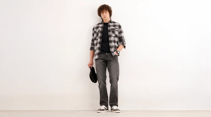 Grey Jeans Combination Shirt: What Colours Actually Work