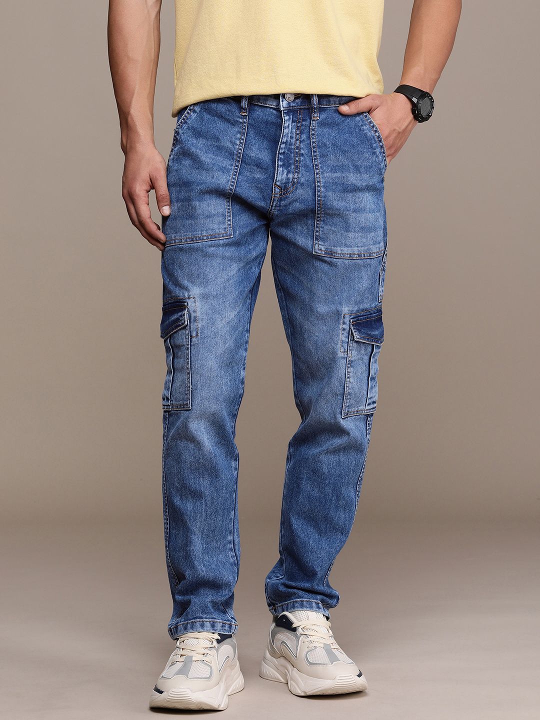 Classic Mid-Rise Cargo Fit Jeans