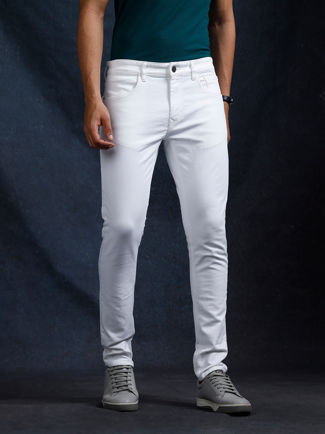 Basic White Slim Fit Jeans