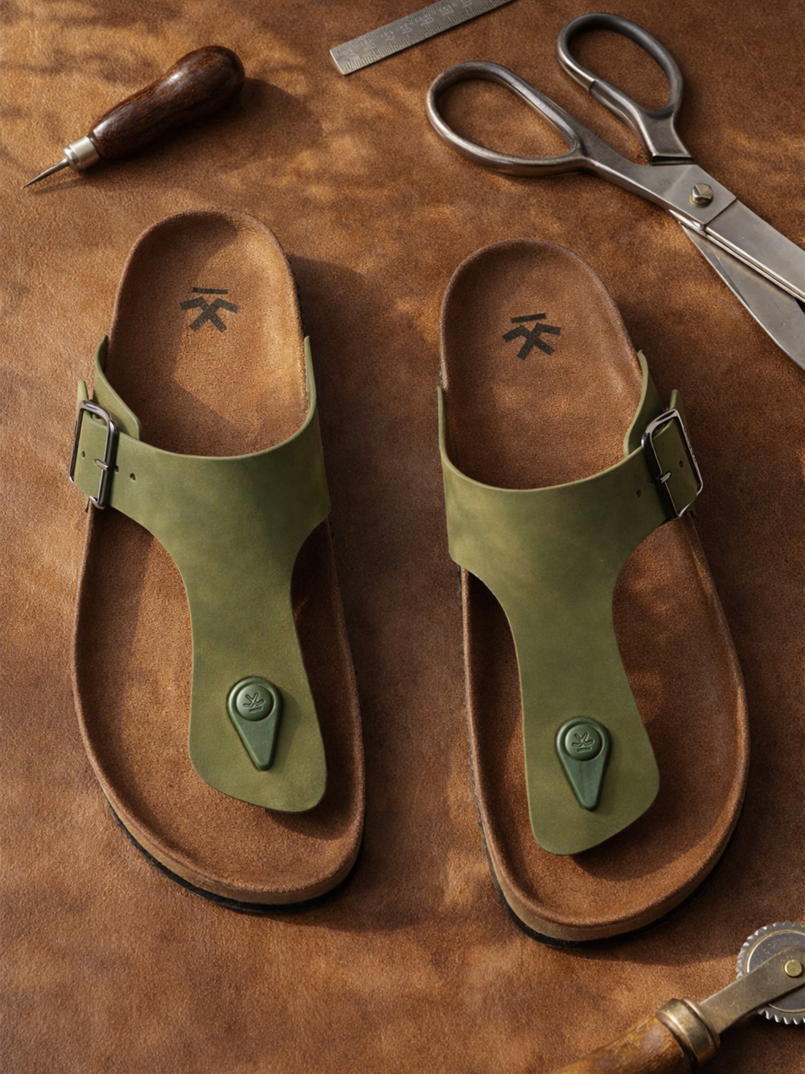 Open footwear| Olive Grind | Sandals