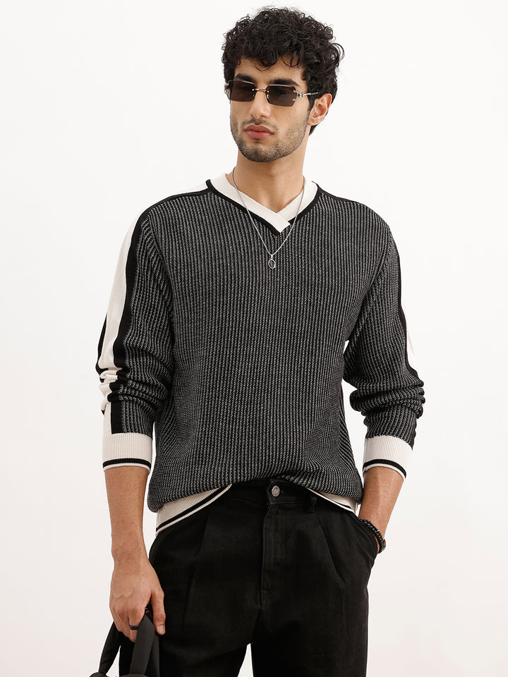 Comfort Fit Contrast Collar Knitted Sweater | Black