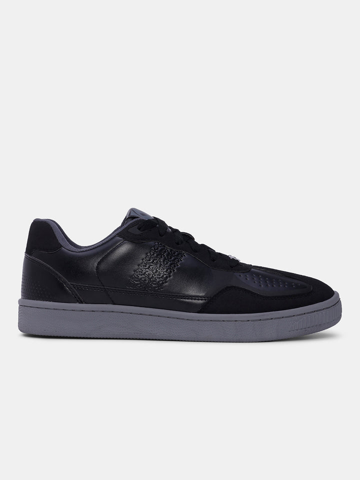 Sneakers | Sazerac Dark