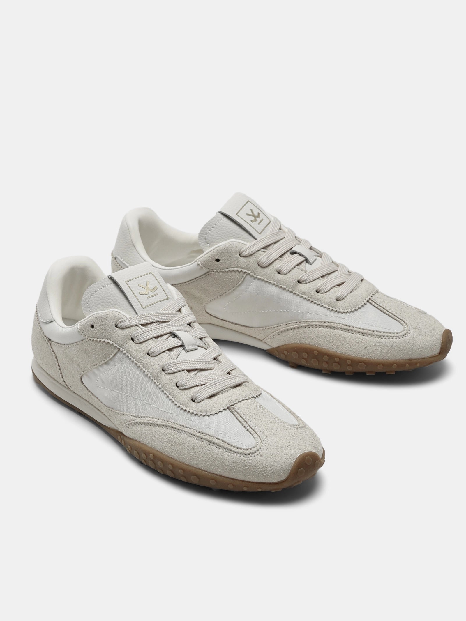 Sneakers | Stinger Fizz