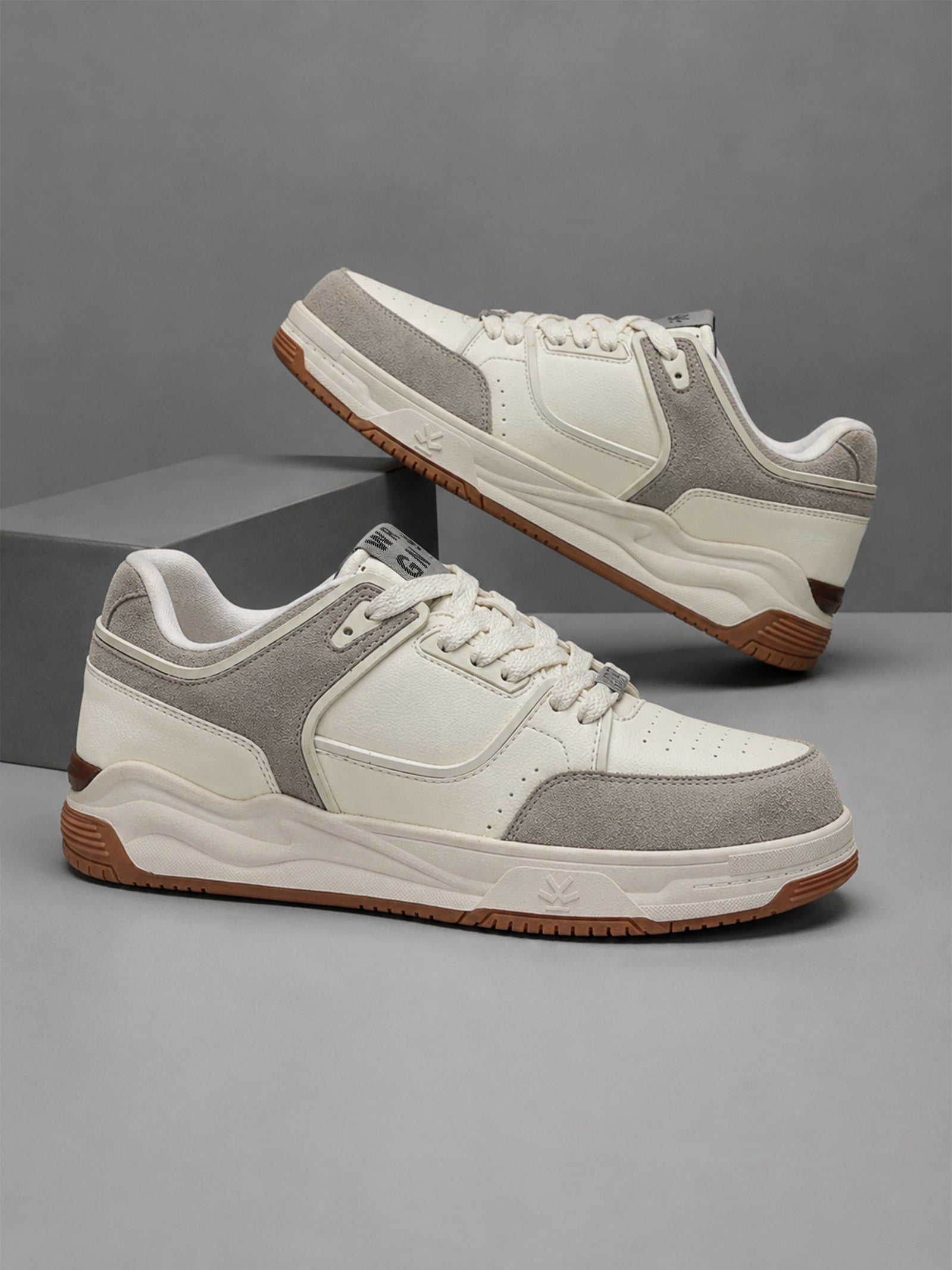 Sneakers | Manhattan Motion