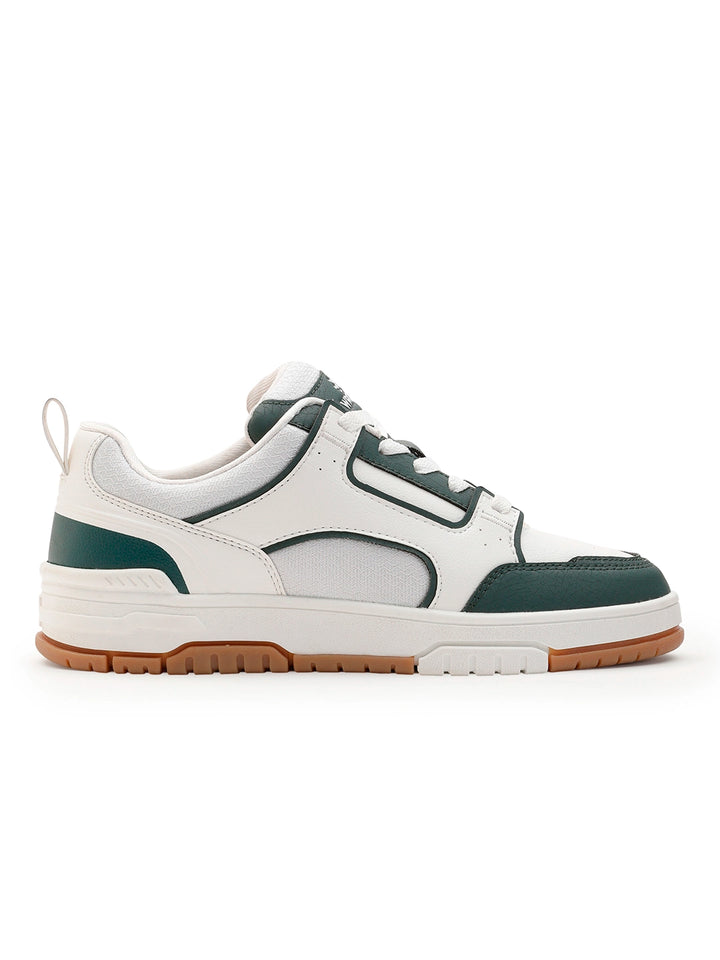 Sneakers  |  Greyhound Ace