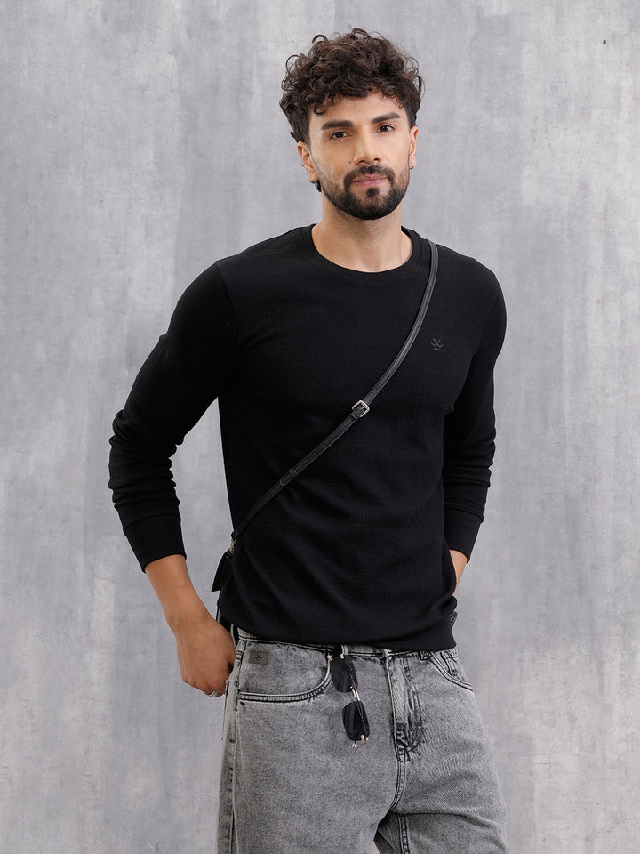 Crinkled Solid Textured Knit Long Sleeve Crew Neck T-Shirt | Black