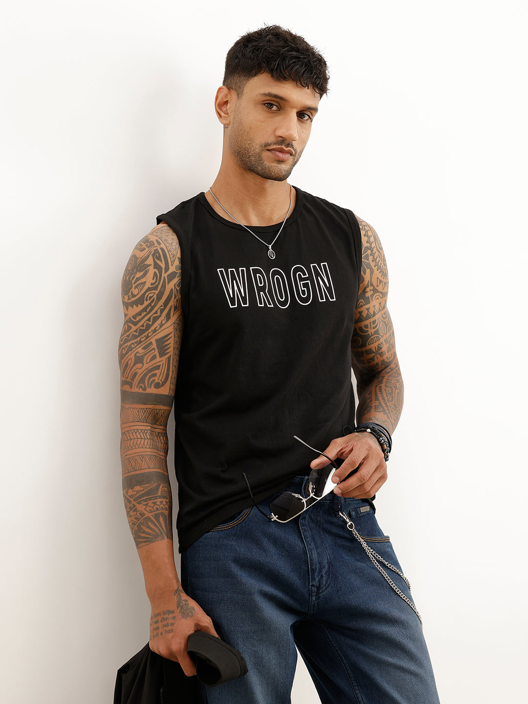 Placement Printed Cut Off Sleeve T-Shirt | Black