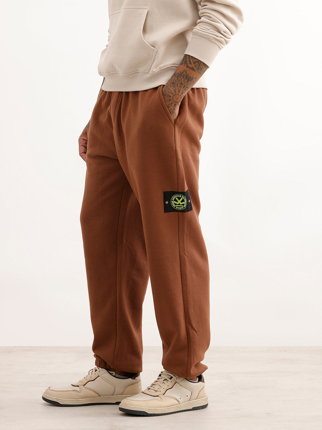 Relaxed Fit Patch Detail Jogger | Brown