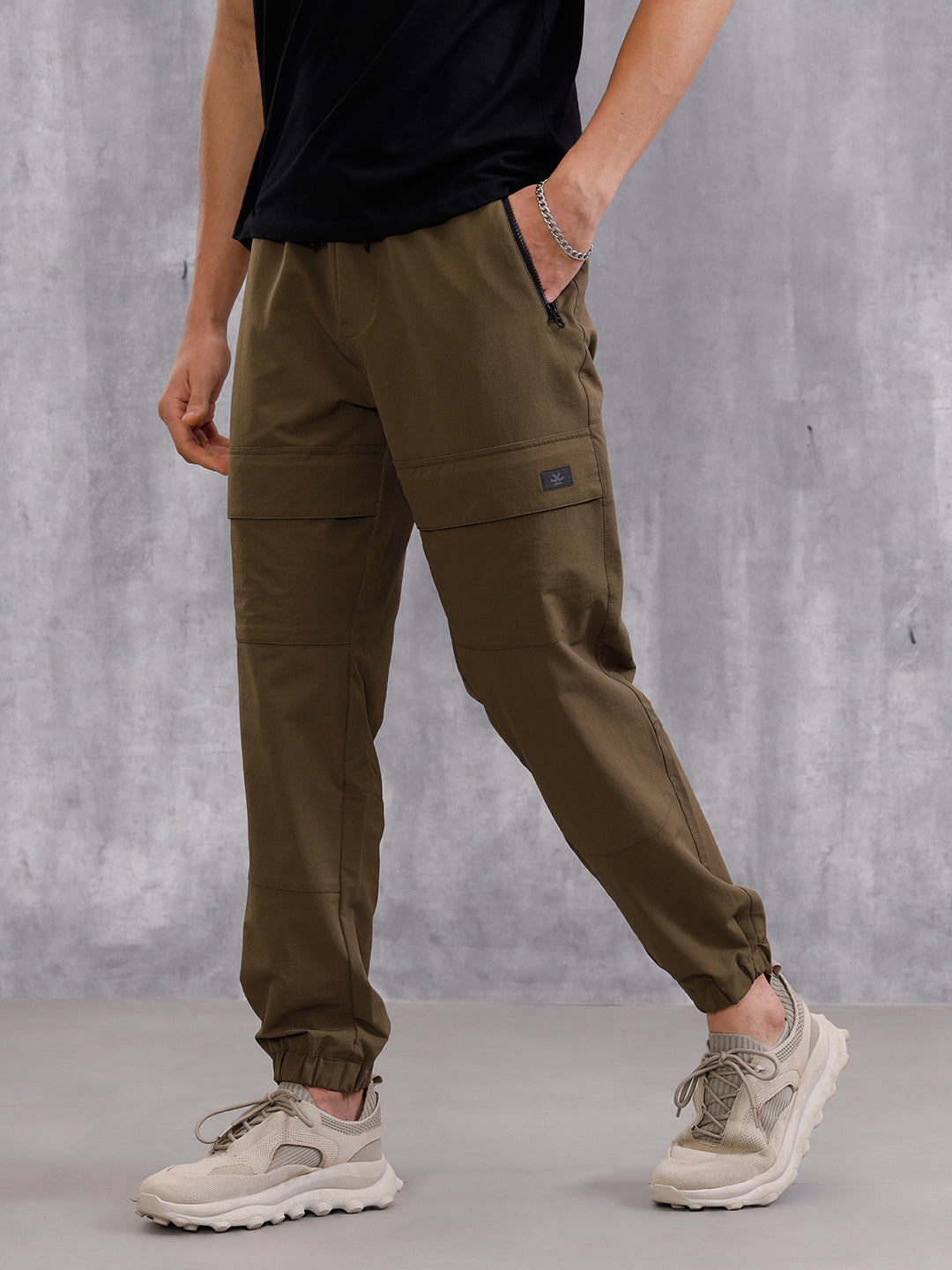 Solid Straight Fit Jogger | Brown