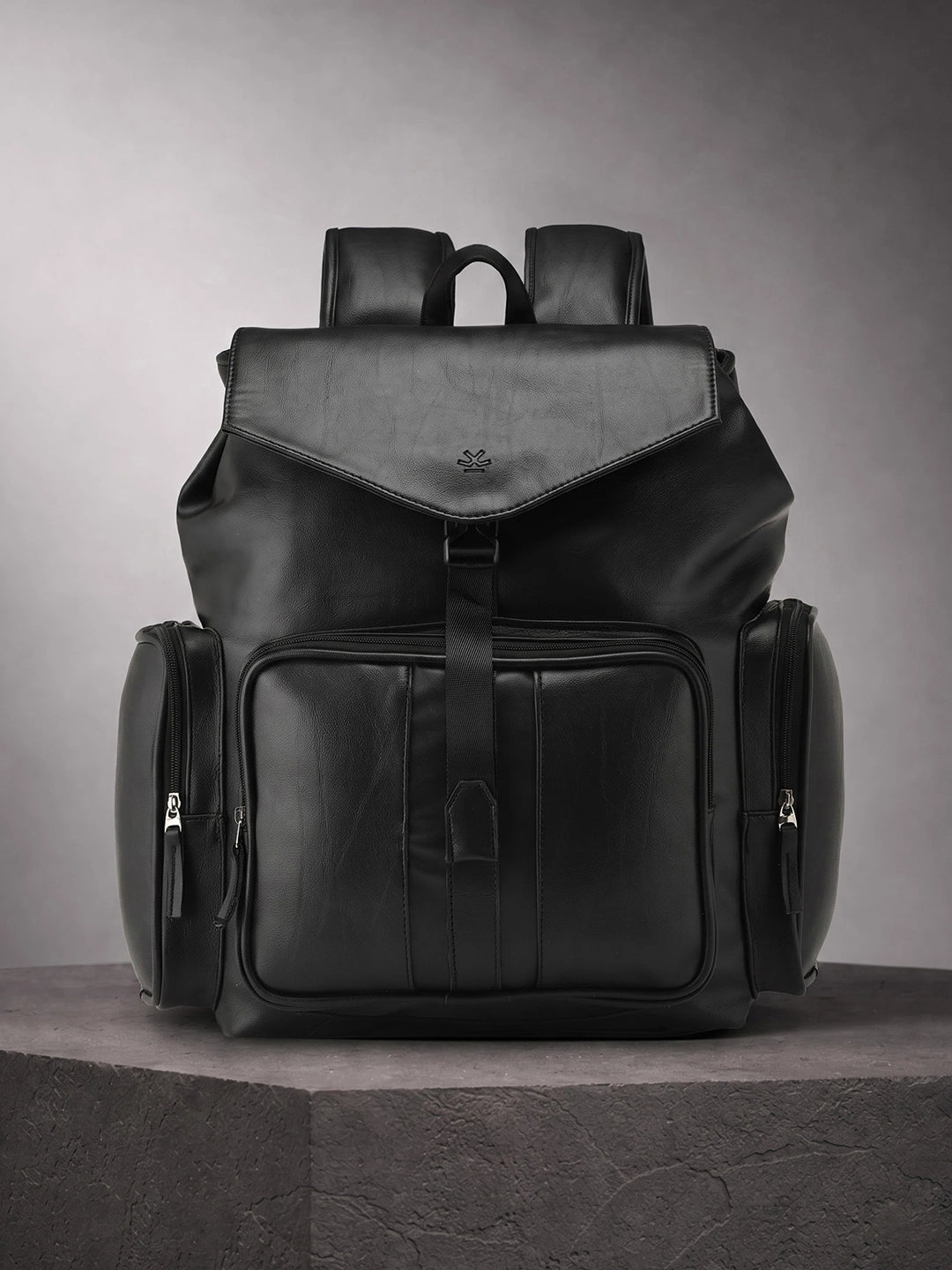 Textured Everyday Backpack | Black (30L)