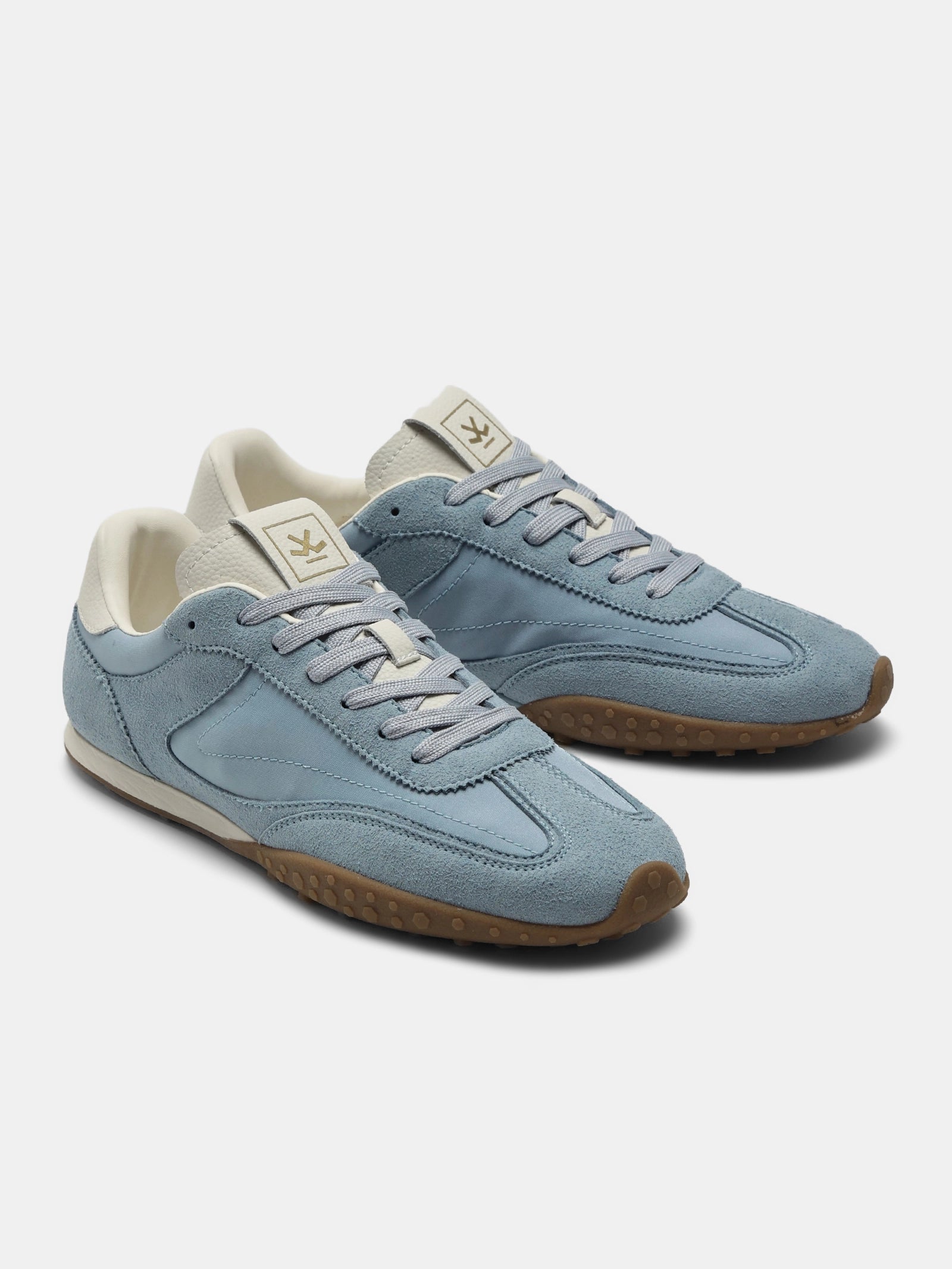 Sneakers | Stinger Tide