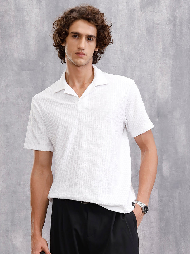 Resort Collar Textured Seersucker Fabric Polo T-Shirt  | Off White