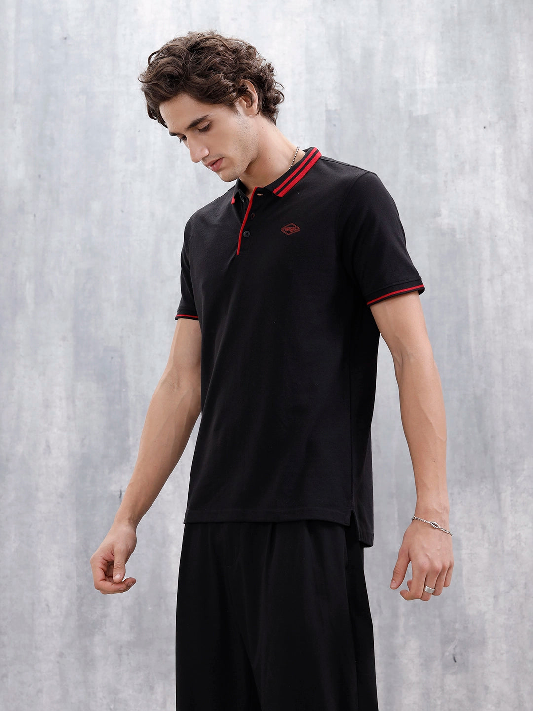 Polo T-Shirt With Contrast Trim Details | Black