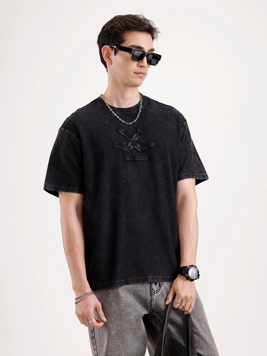 Washed Embroidery Patch T-Shirt   |  Black