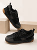 Sneakers | Manhattan Streetline