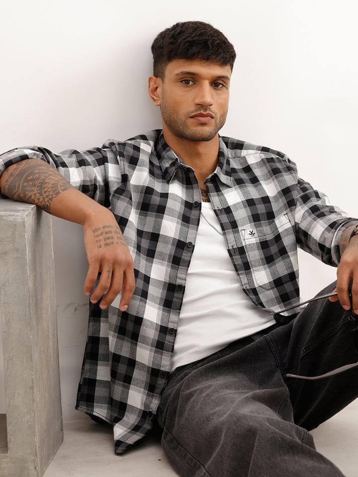 Regular Fit Checkered Full Sleeve Shirt | Black