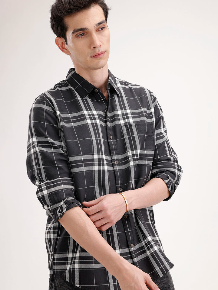 Regular Fit Checkered Shirt | Black