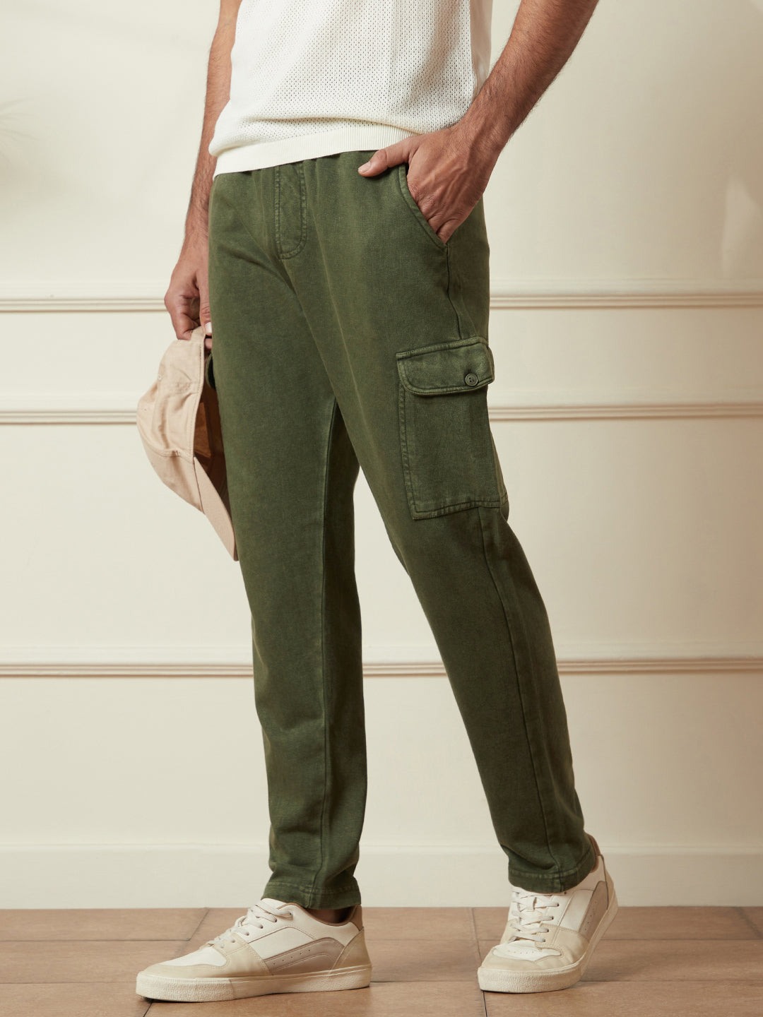 Classic Relaxed Fit Joggers in Olive