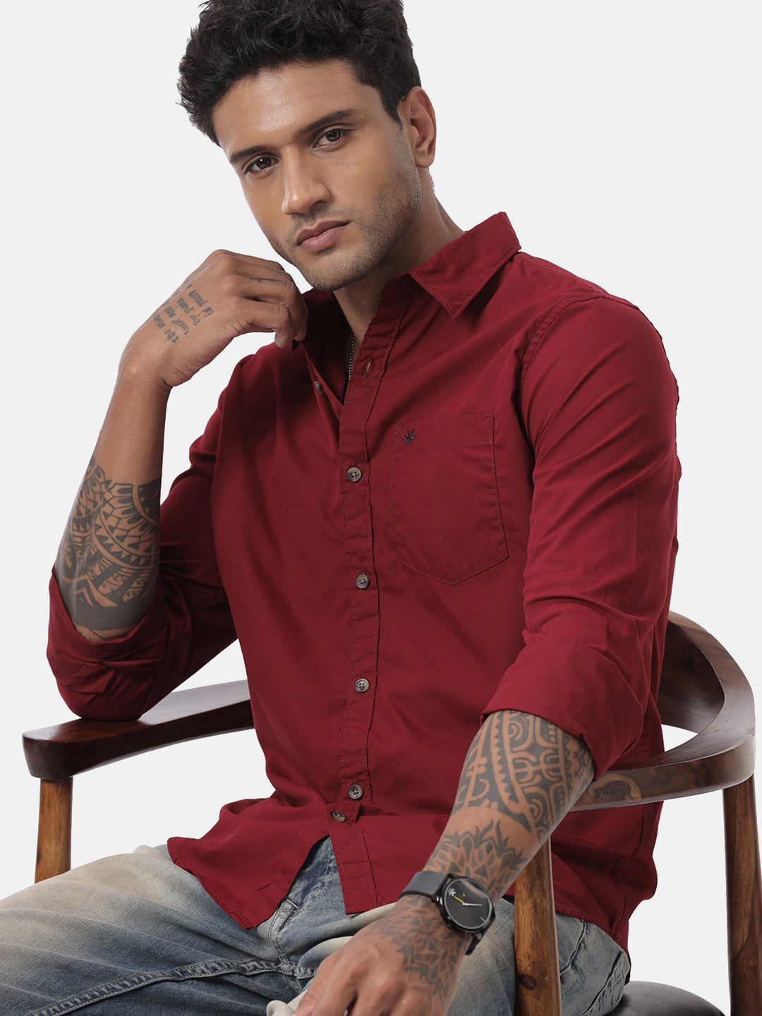 Fresh Maroon Solid Casual Shirt