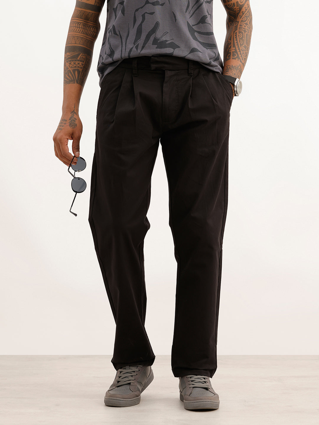 Solid Anti Fit Double Pleated Trouser | Black