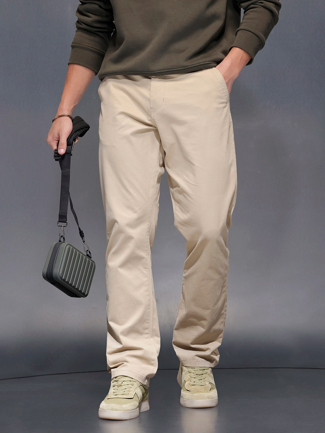 Men’srelax fit trousers | Khaki