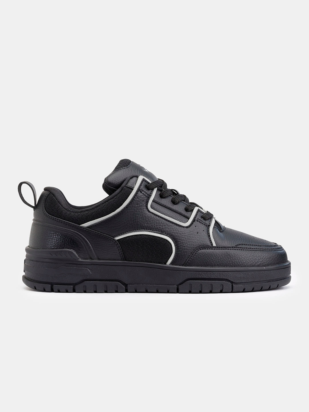 Sneakers | Greyhound Nightline