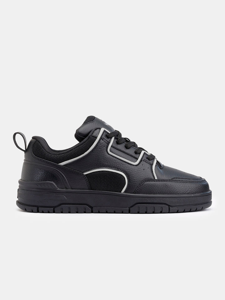 Sneakers | Greyhound Nightline