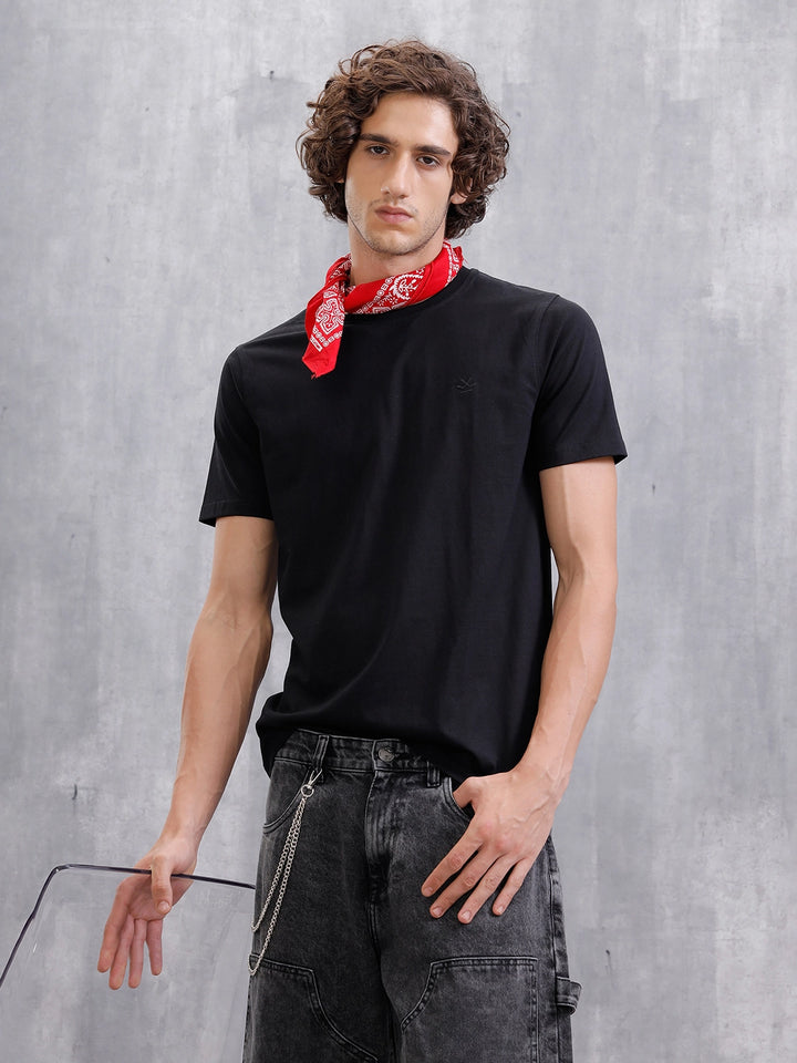 Solid Slim Fit T-Shirt | Black