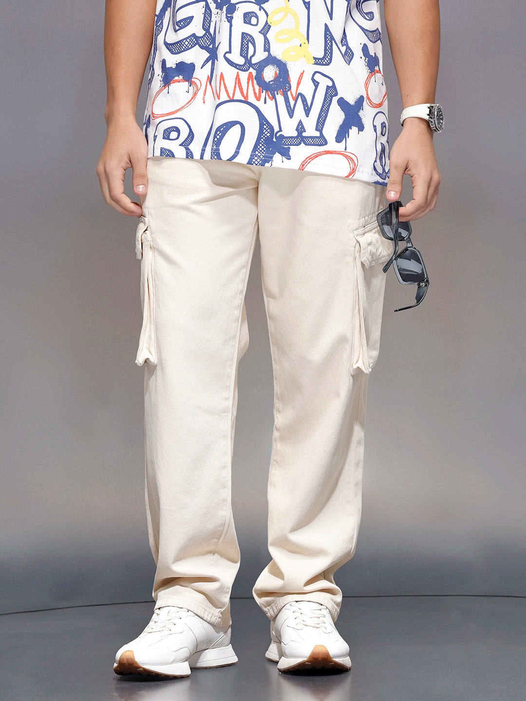 Men’s minimal loose fit cargo trousers | Khaki