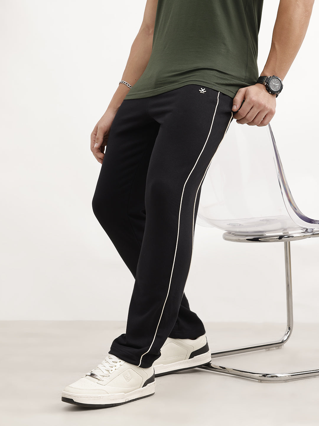 Solid Straight Fit Single Stripe Jogger | Black