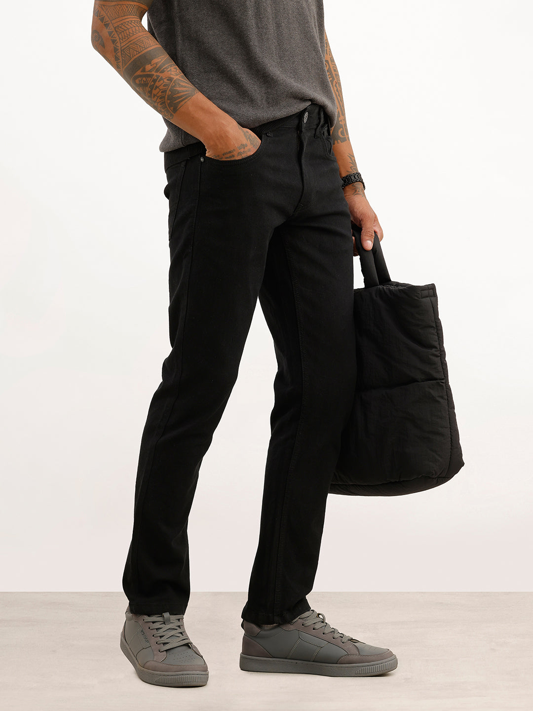 *Classic Solid Denim Jeans | Black