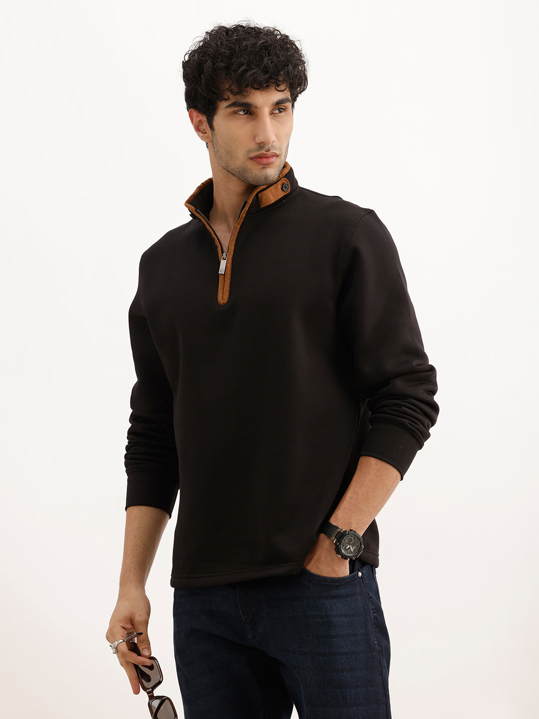 Solid Contrast Quarter Zipper Sweatshirt | Black