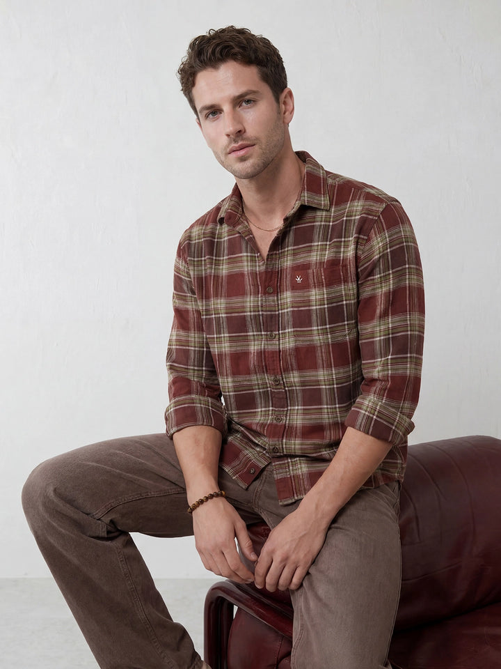 Comfort Fit Checkered Shirt | Brown