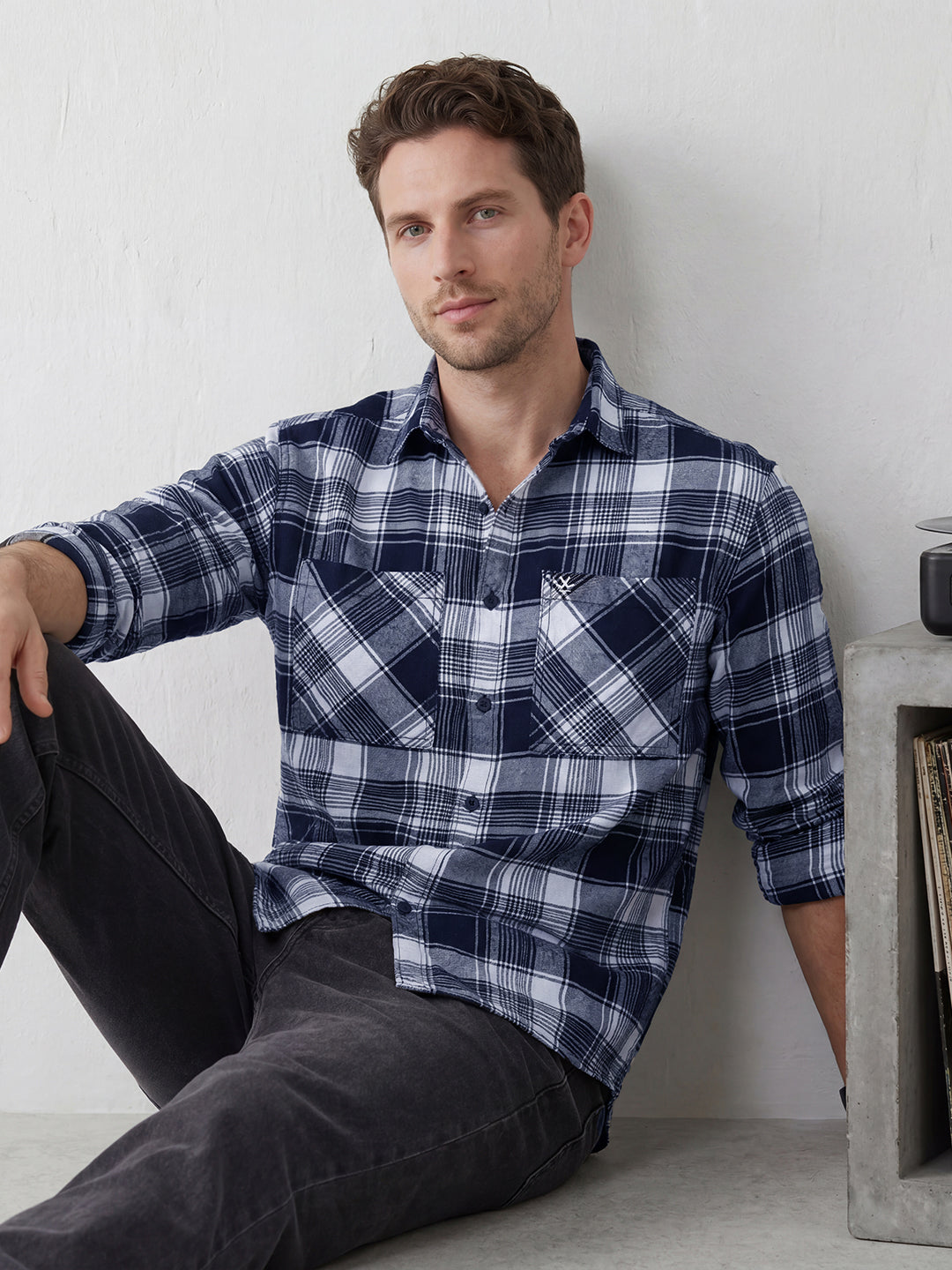 Men's casual checkered pattern double pocket shirt | Blue