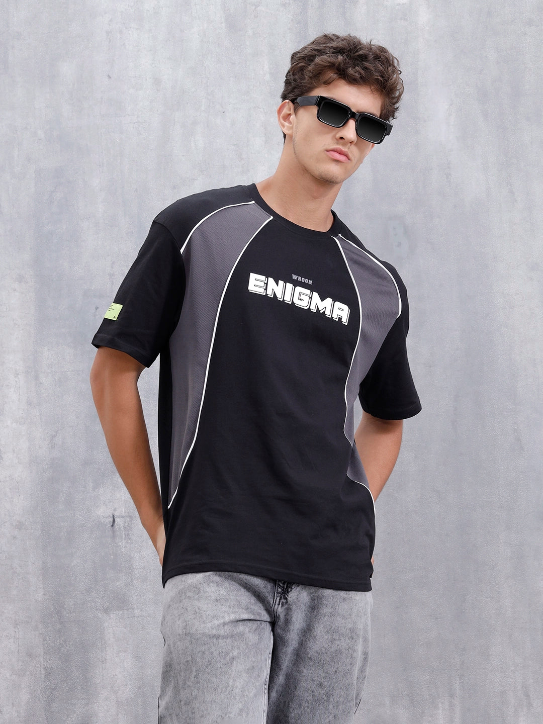 Casual Men Sporty Look Oversized Fit Tee With Print | Black