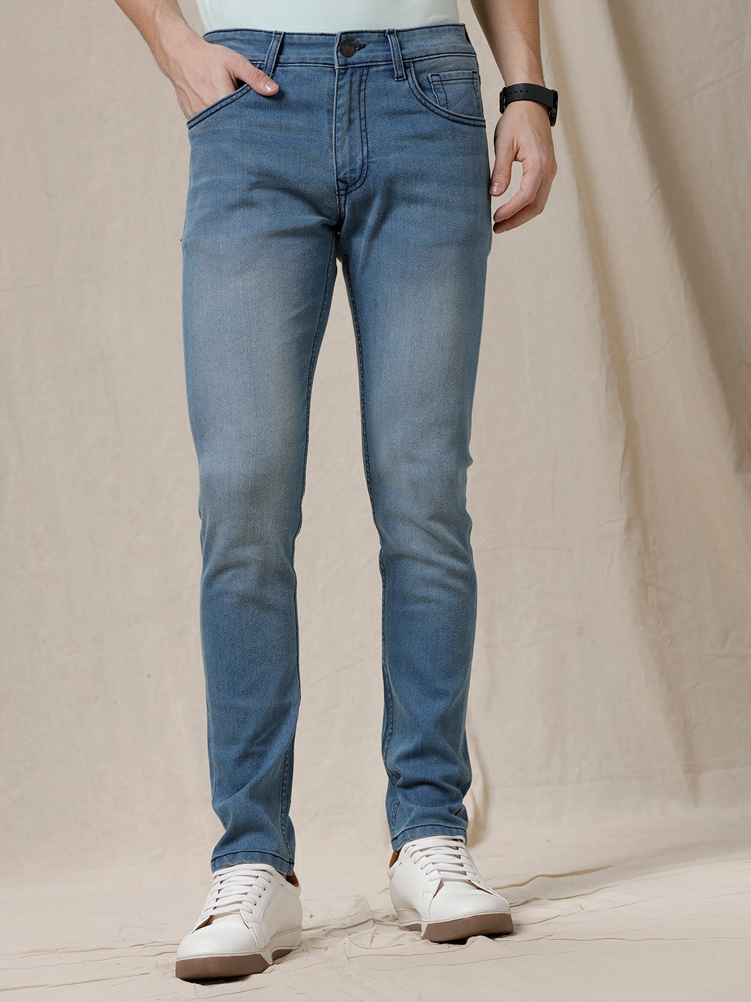 Stretchable Blue Faded Jeans