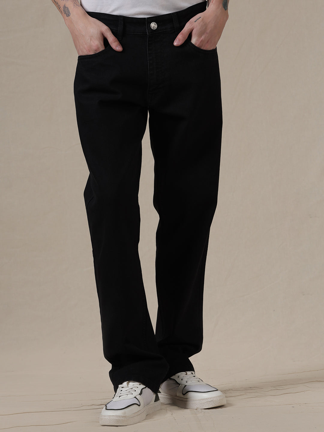 Deep Black Solid Anti Fit Jeans