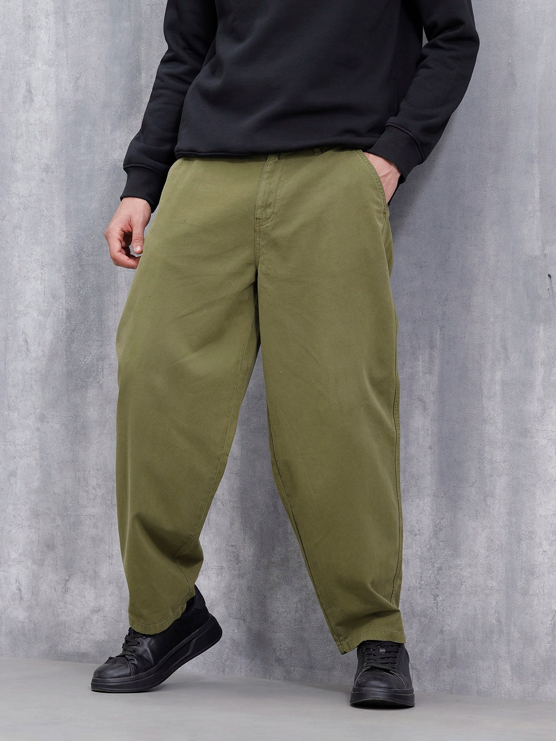 Men Loose Fit Clean Look Trouser | Olive