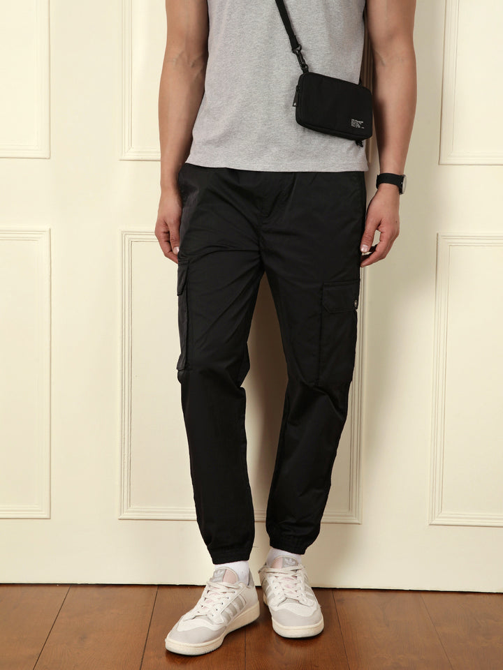 Loose Fit Cargo Jogger | Black