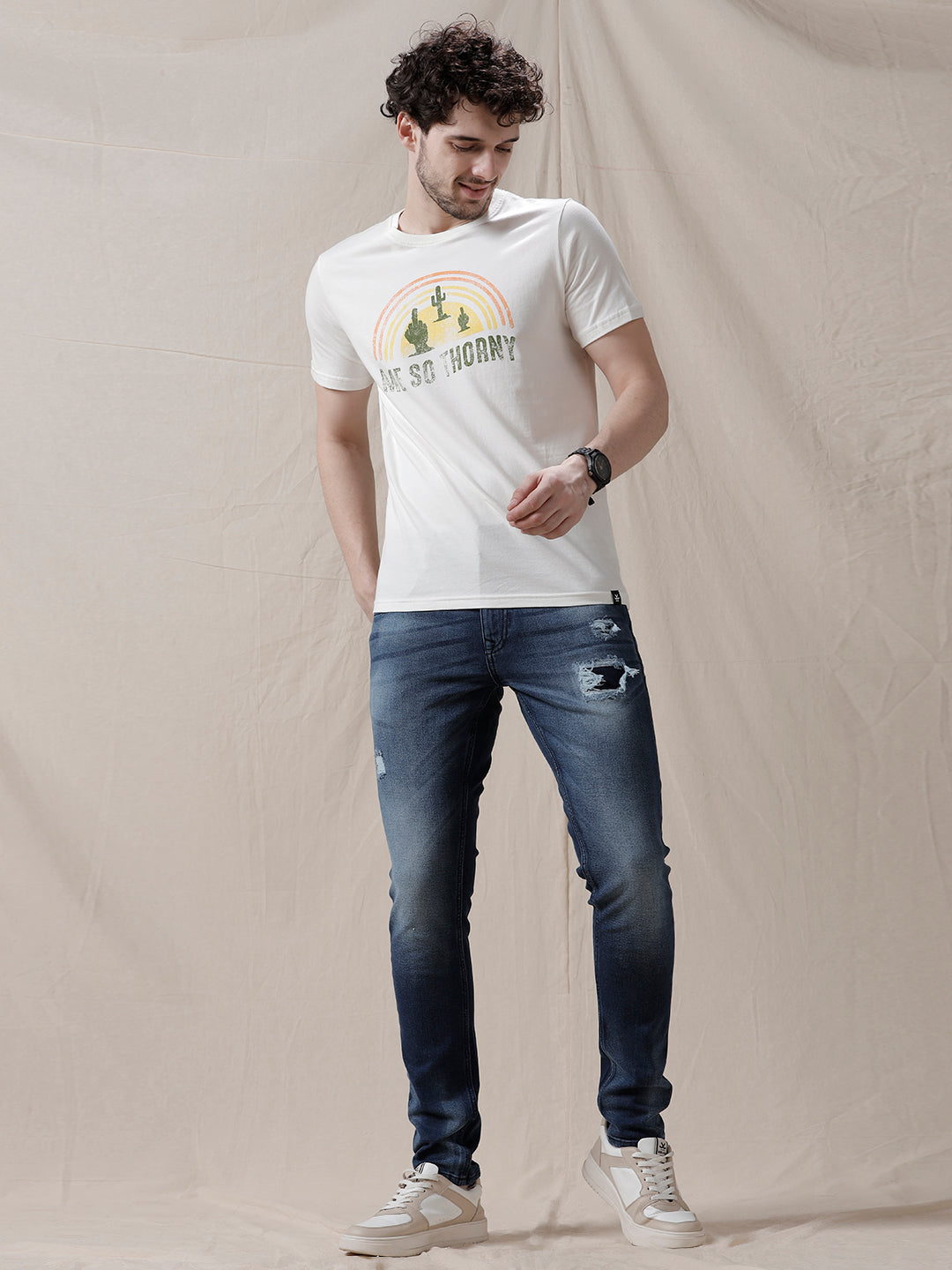Distressed Trend Slim-Fit Jeans