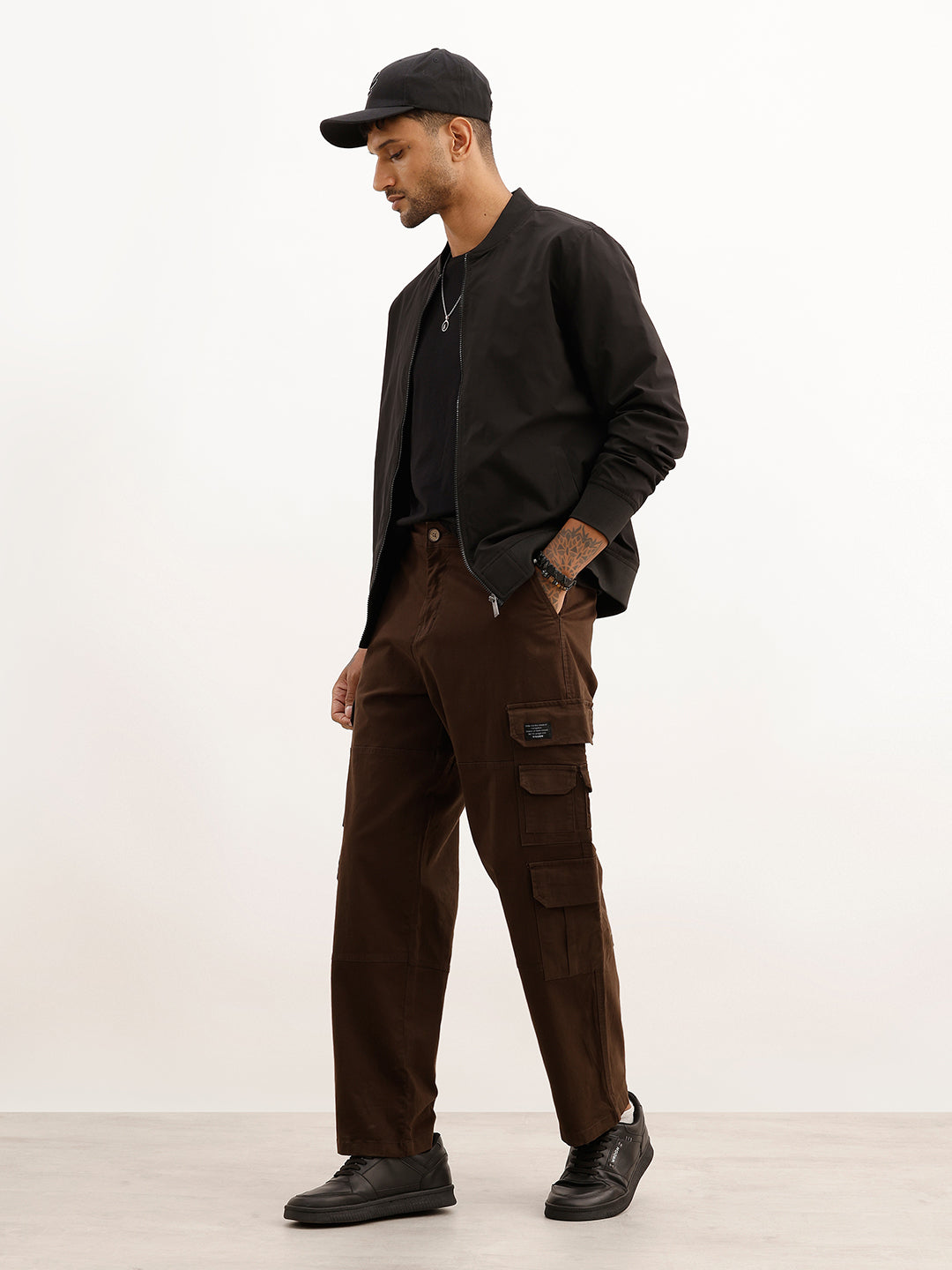 Solid Loose Fit Cargo Trouser | Brown