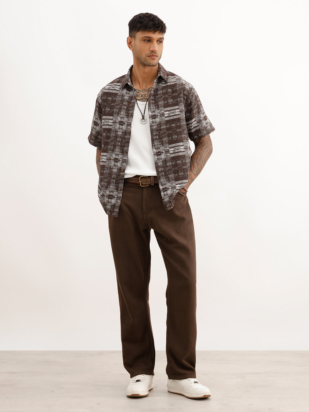 Classic Comfort Fit Jacquard Shirt | Brown