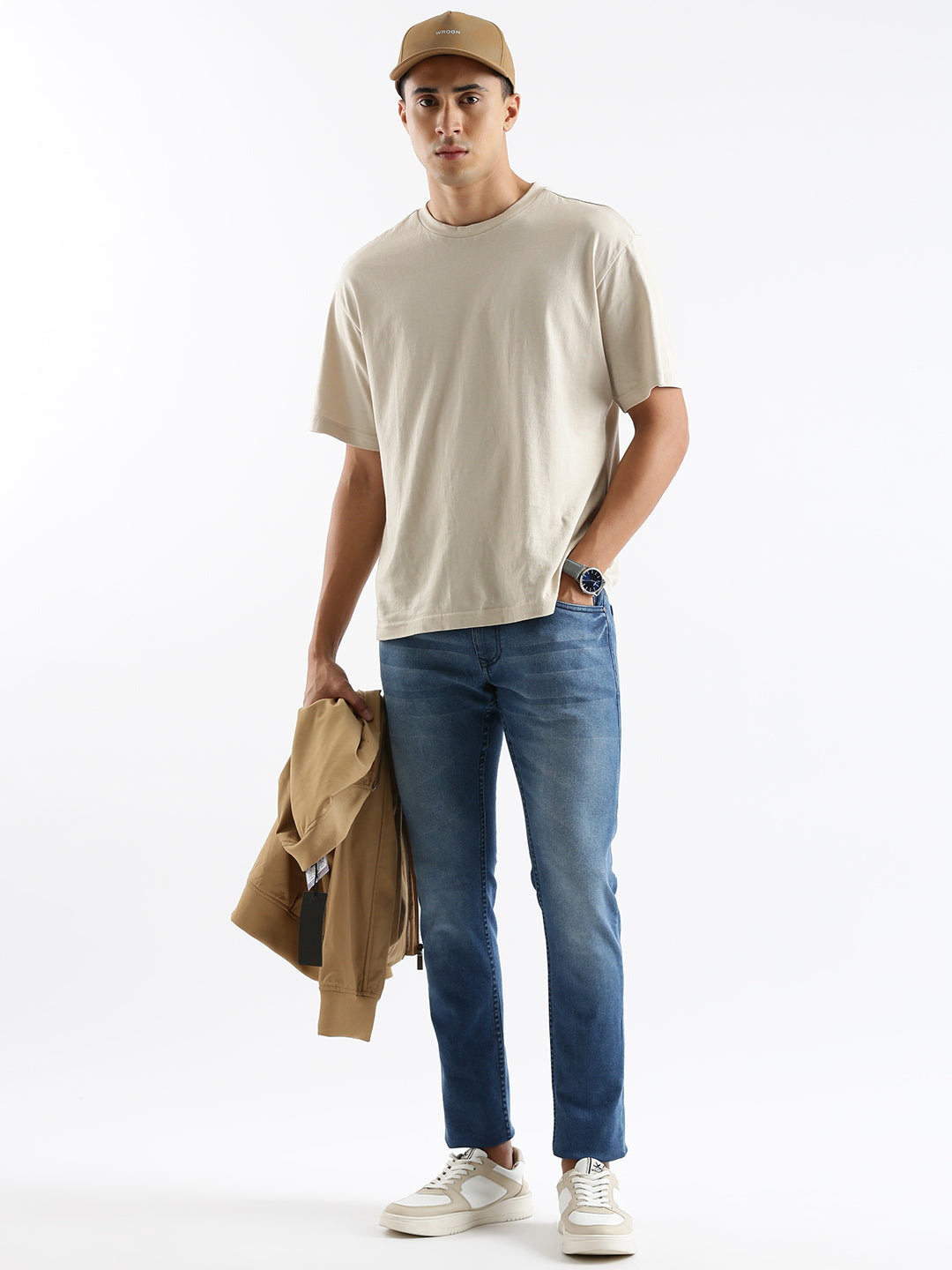 Faded Classic Slim Fit Jeans