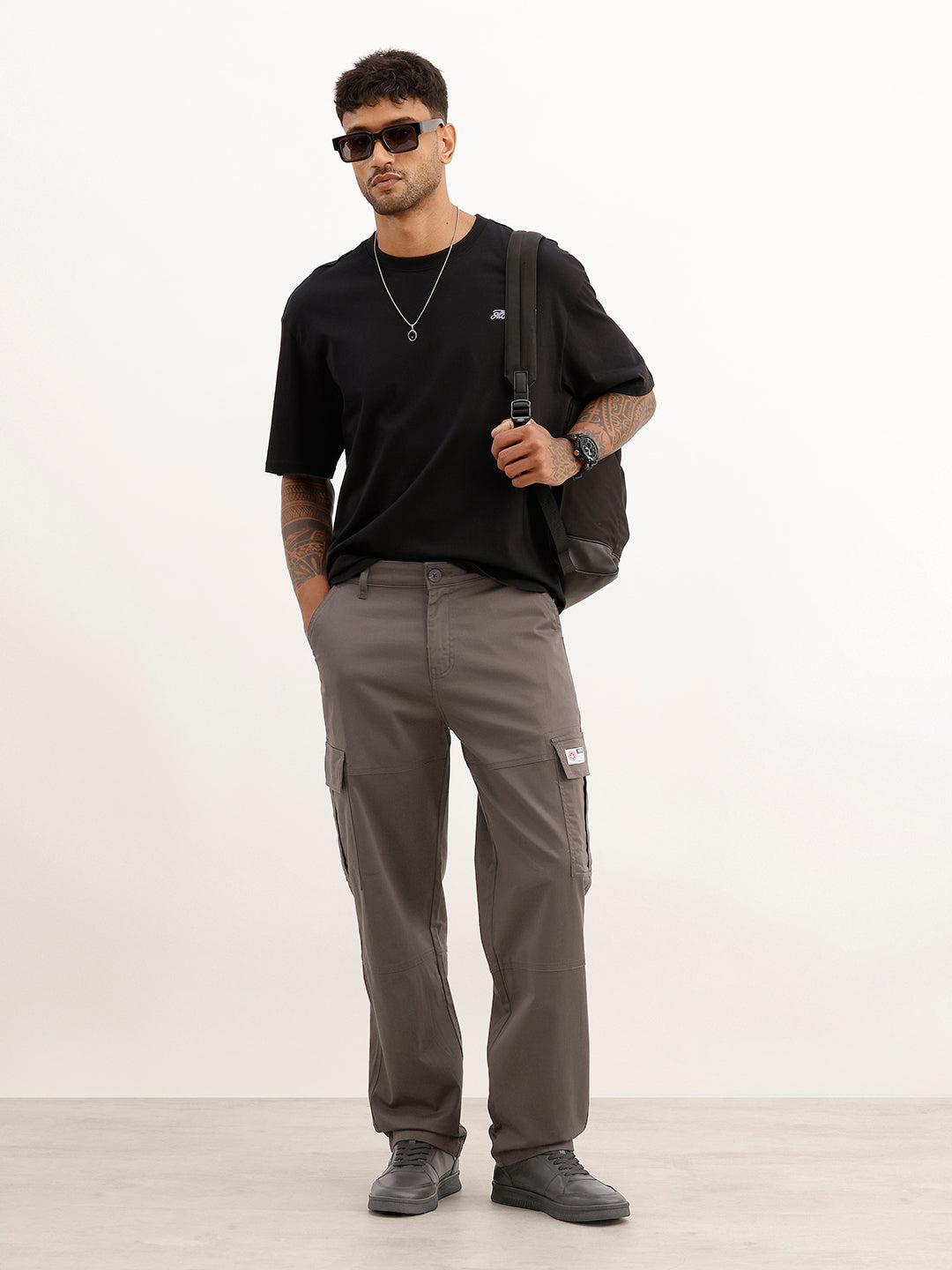 Solid Loose Fit Cargo Trouser | Charcoal