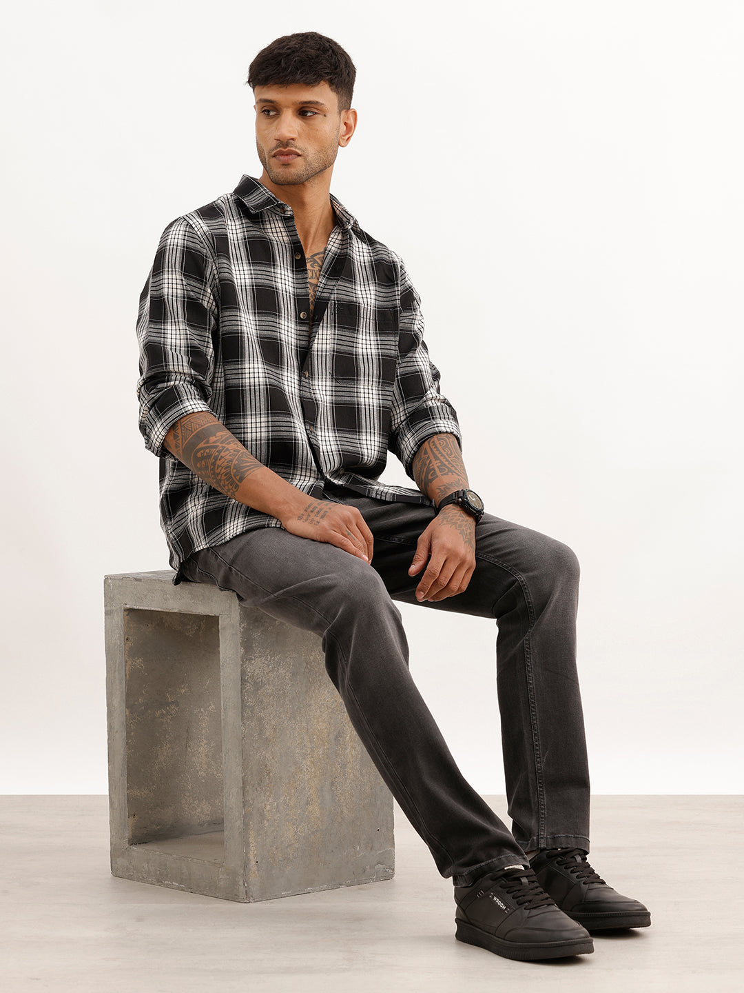 Regular Fit Full Sleeve Checkered Shirt | Black