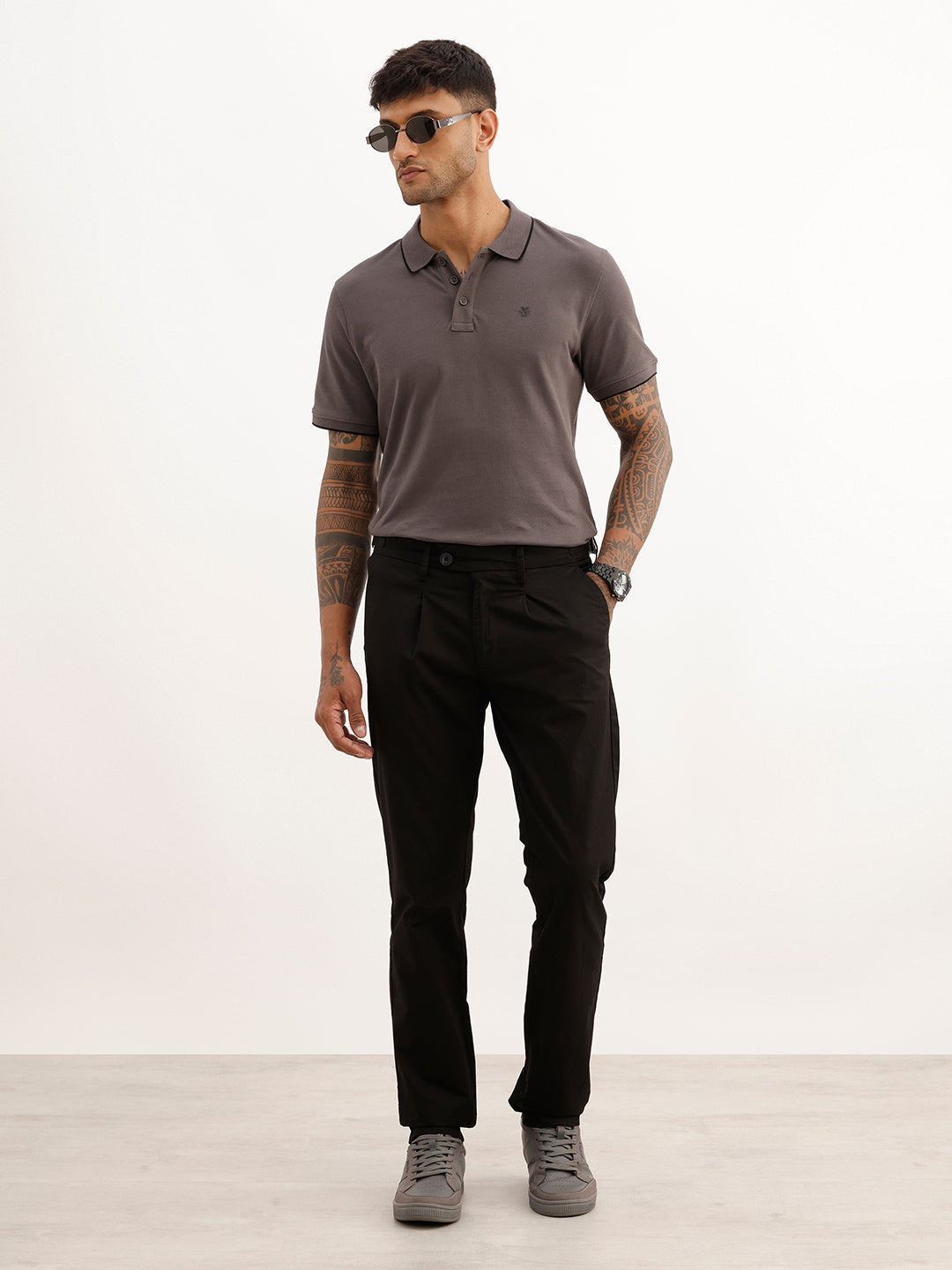 Solid Slim Fit Pleated Trouser | Black