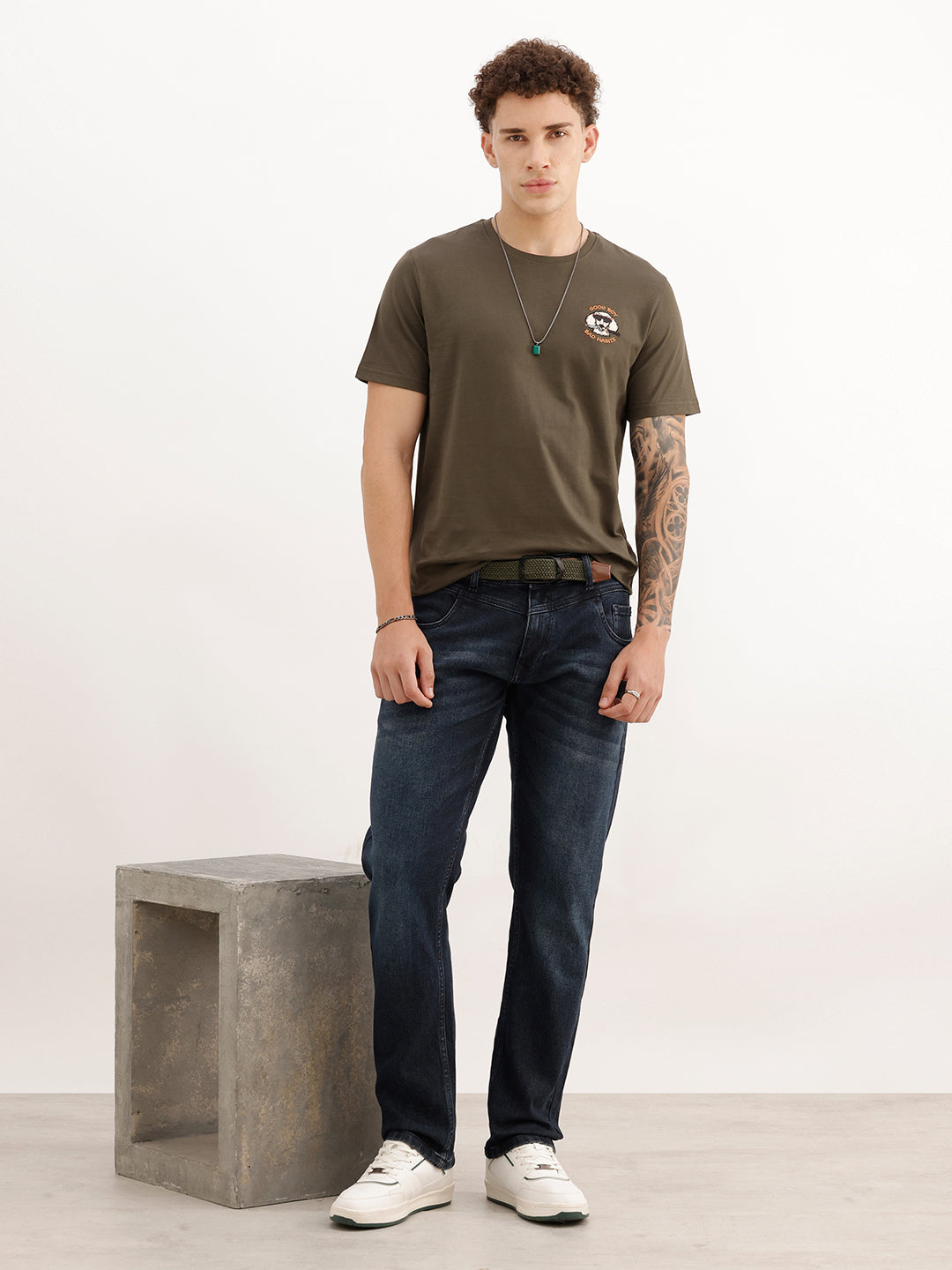 Slim Fit Embroidered Patch Detail T-Shirt | Olive | WTS02HSSL1383S