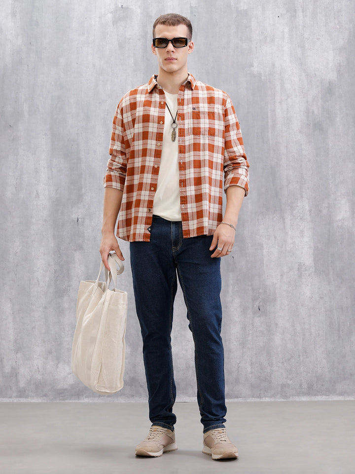 Solid Slim Tappered Jeans - Dark Blue